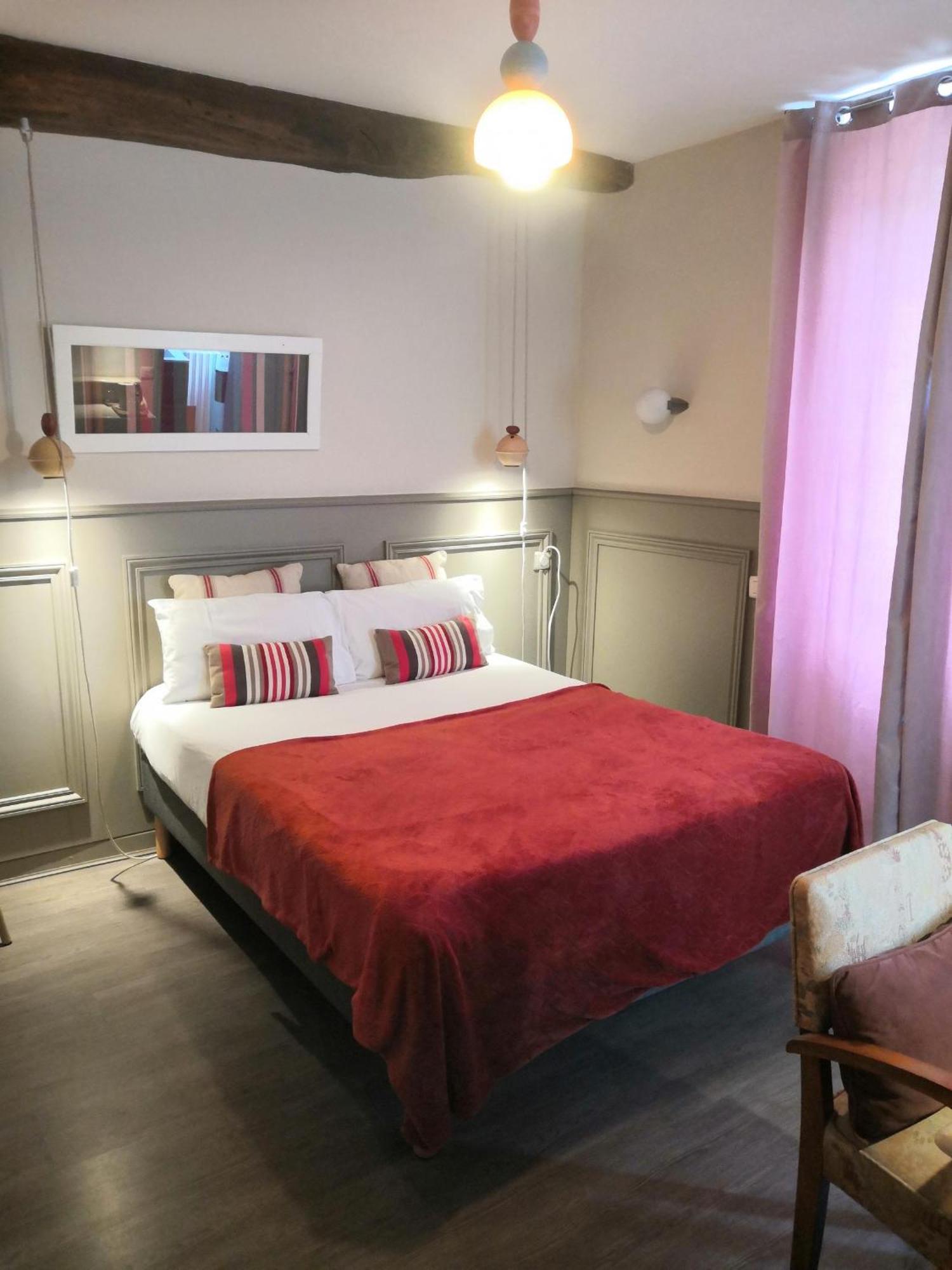 Hotel La Caravelle Сибур Екстериор снимка