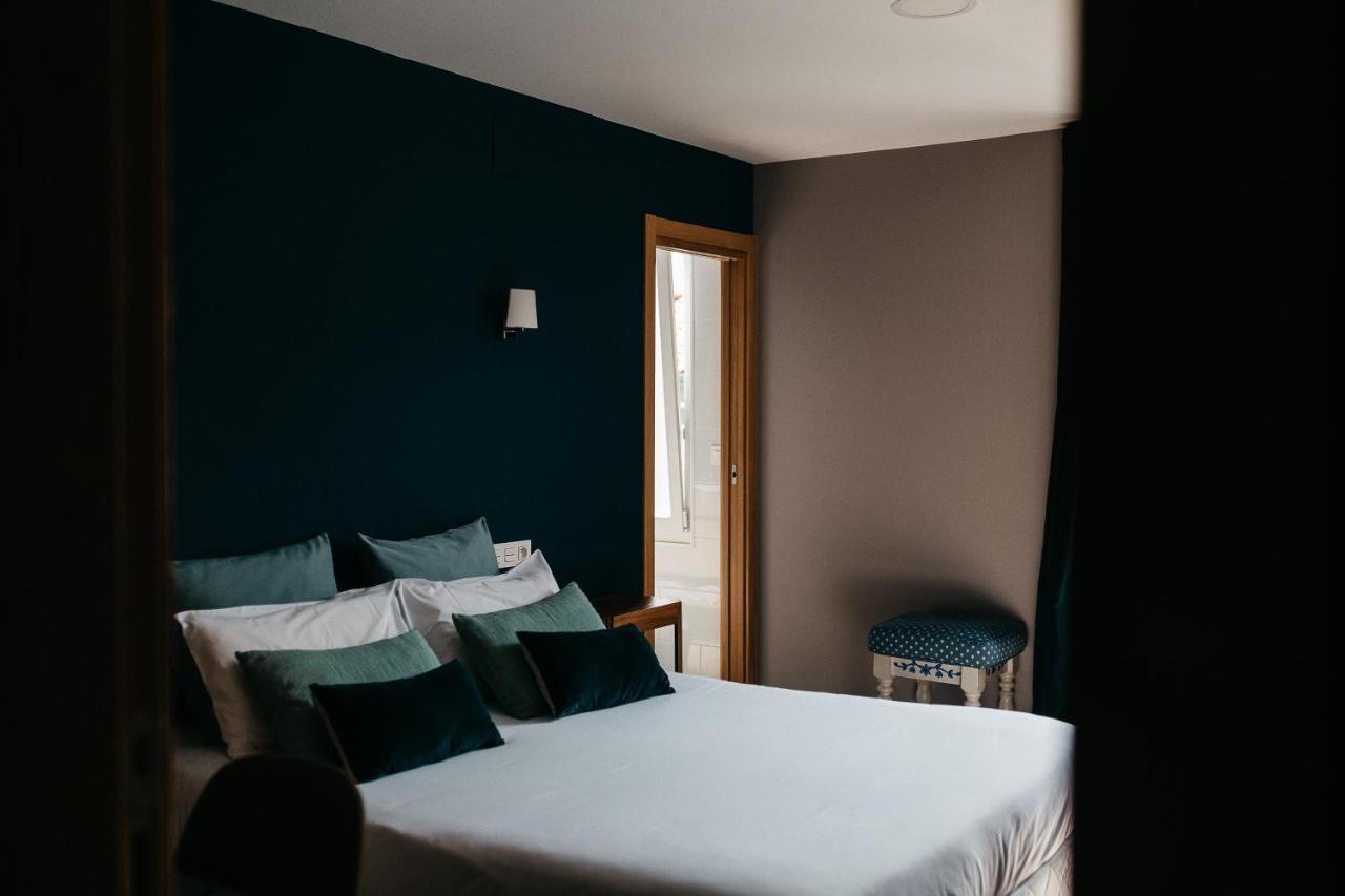 Hotel La Caravelle Сибур Екстериор снимка